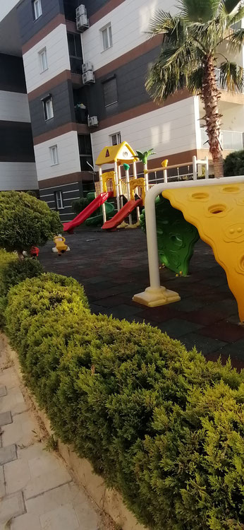 Apartamento con un dormitorio independiente — Encuentre propiedades fuera del plan o reventa de bienes inmuebles directamente de desarrolladores y propietarios GEOLN.COM. Foto 1