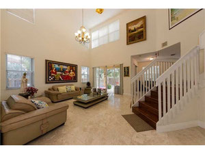 Casa en Estados Unidos, Florida, Doral — Encuentre propiedades fuera del plan o reventa de bienes inmuebles directamente de desarrolladores y propietarios GEOLN.COM. Foto 2