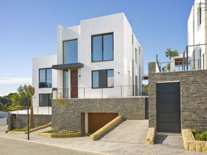 Villa 3 bedrooms 298 m² in Calahonda, Spain — Find off-plan property or real estate resale directly from developers and owners GEOLN.COM. Photo 20