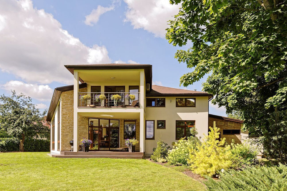 Inmuebles de lujo en los suburbios de Letonia, región de Adazi, Adazi — Encuentre propiedades fuera del plan o reventa de bienes inmuebles directamente de desarrolladores y propietarios GEOLN.COM. Foto 1