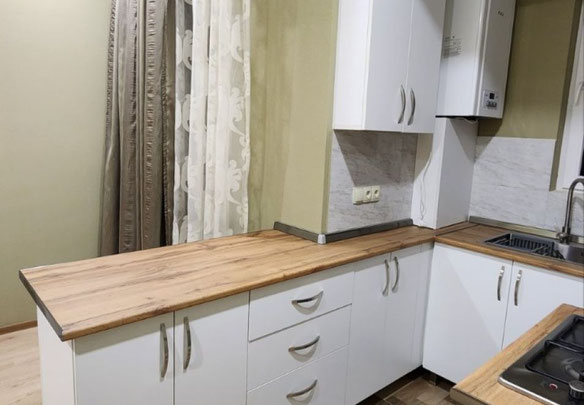 Продається 2-х кімнатна квартира з видом на Тбілісі.