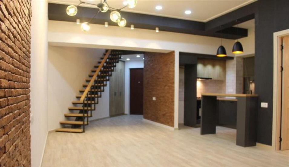 3 pokojowe mieszkanie w Saburtalo — Wyszukiwarka nieruchomości od deweloperów i właścicieli GEOLN.COM. Zdjęcie 1