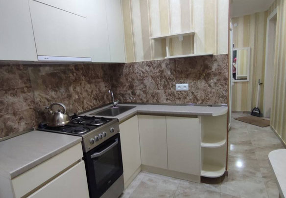 Продається 1-кімнатна квартира на проспекті Москви