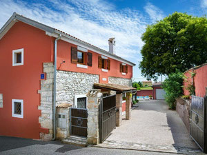 منزل في ضواحي كرواتيا ، Istarska ، Vodnjan — ابحث عن عقار قيد الإنشاء أو عقار معاد بيعه مباشرة من المطورين والملاك GEOLN.COM. صورة فوتوغرافية 2