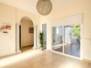 ვილა 5 საძინებელი 359 მ² რივიერა დელ სოლში, ესპანეთი — უძრავი ქონების ყიდვა და მფლო ბელებისგან GEOLN.COM. ფოტო 4