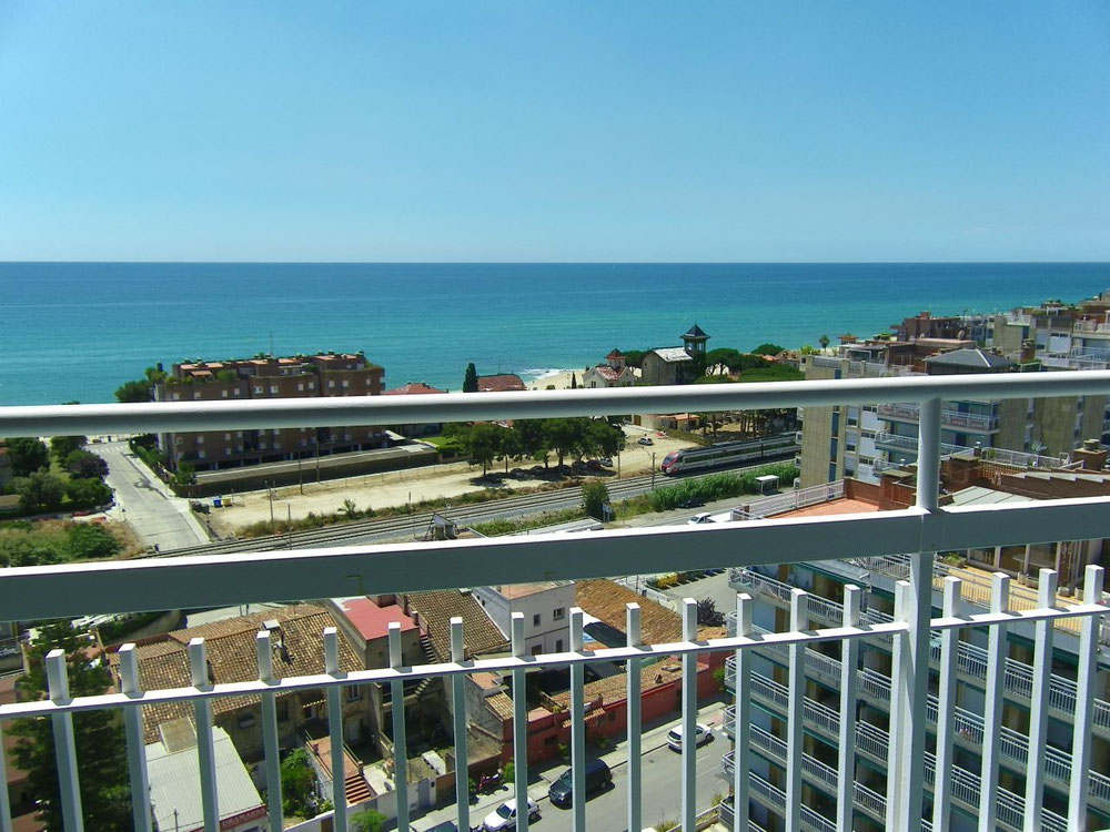 Apartamenty nad morzem w Hiszpanii, Katalonii, Sant Vicenç de Montalt — Wyszukiwarka nieruchomości od deweloperów i właścicieli GEOLN.COM. Zdjęcie 1