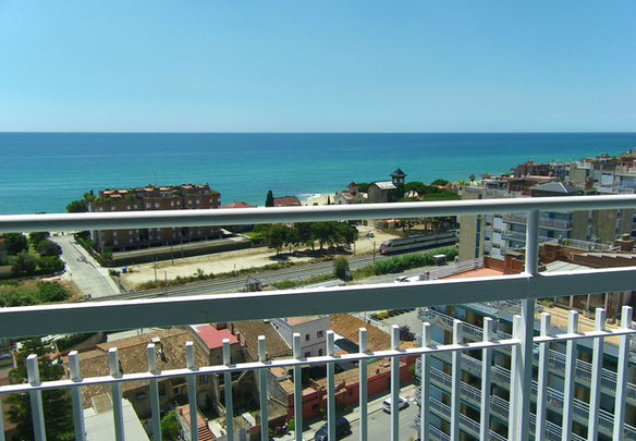 Апартаменти біля моря в Іспанії, Каталонія, Сан-Вісенс-де-Монтальт