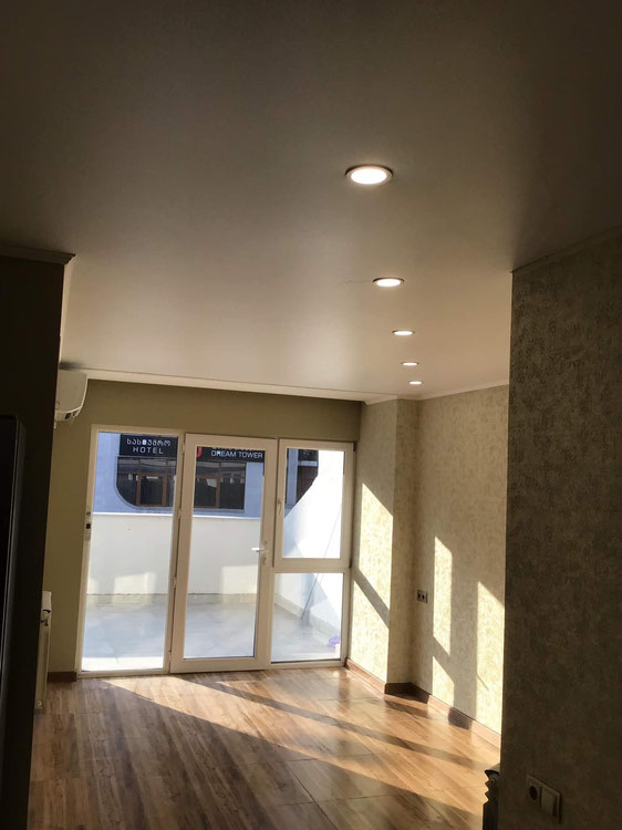 ბინა ბათუმში — უძრავი ქონების ყიდვა და მფლო ბელებისგან GEOLN.COM. ფოტო 1