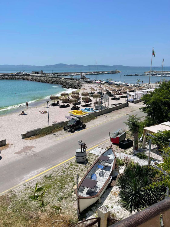 一线3层洋房 — 来自开发商和业主的房地产搜索引擎 GEOLN.COM. 照片 1