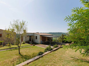 منزل قروي في إيطاليا ، توسكانا ، سان جيميجنانو — ابحث عن عقار قيد الإنشاء أو عقار معاد بيعه مباشرة من المطورين والملاك GEOLN.COM. صورة فوتوغرافية 11