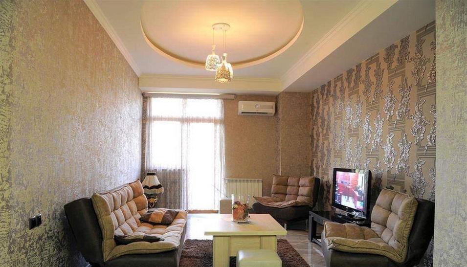 דירת 3 חדרים באבלבארי. דירה ללא מתווך בטביליסי — חיפוש נדל"ן מפרטי ומקבלן GEOLN.COM. תמונה 1