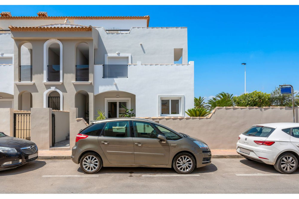 Bungalow 3 bedrooms 78 m² in San Pedro del Pinatar, Spain — Find off-plan property or real estate resale directly from developers and owners GEOLN.COM. Photo 1