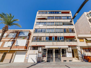 Apartment 3 bedrooms 80 m² in Guardamar del Segura, Spain — Find off-plan property or real estate resale directly from developers and owners GEOLN.COM. Photo 17