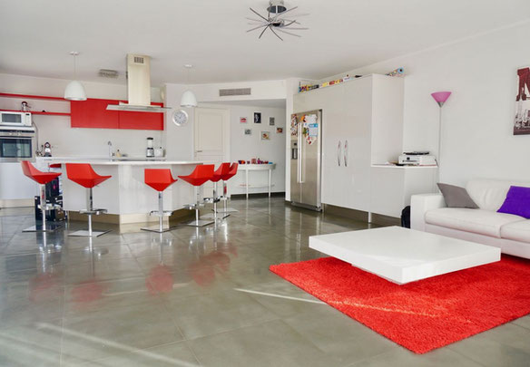 Apartments by the sea in France, Antibes