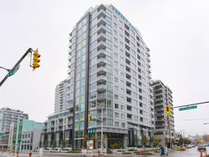 房地产在 Pinnacle on The Park False Creek — look at the real estate search engine GEOLN.COM. 照片 3