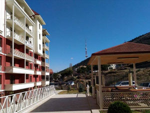 Vake的4间房间的公寓。第比利斯无中介公寓 — 来自开发商和业主的房地产搜索引擎 GEOLN.COM. 照片 2