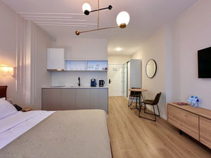 出售配备齐全的海景公寓，位于商务级别的“Steps”综合体内 — 来自开发商和业主的房地产搜索引擎 GEOLN.COM. 照片 6