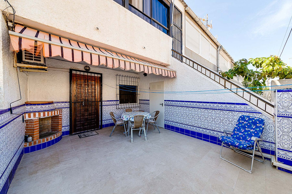 平房 2 卧室 80 m² 在托雷维耶哈, 西班牙 — 来自开发商和业主的房地产搜索引擎 GEOLN.COM. 照片 1