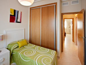 西班牙，瓦伦西亚，托雷德拉霍拉达达的海边公寓 — 来自开发商和业主的房地产搜索引擎 GEOLN.COM. 照片 4