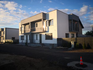 Real estate in Complex Florilor Villa — look at the real estate search engine GEOLN.COM. Photo 2