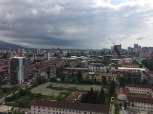 მყუდრო ბინა მთის ხედებით — უძრავი ქონების ყიდვა და მფლო ბელებისგან GEOLN.COM. ფოტო 10