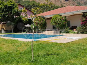 ვილა ზღვის პირას — უძრავი ქონების ყიდვა და მფლო ბელებისგან GEOLN.COM. ფოტო 3