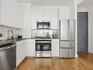 房地产在 12 Lawton Street — look at the real estate search engine GEOLN.COM. 照片 4