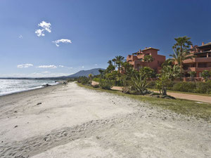 Apartment 3 bedrooms 156 m² in the New Golden Mile, Spain — Find off-plan property or real estate resale directly from developers and owners GEOLN.COM. Photo 37