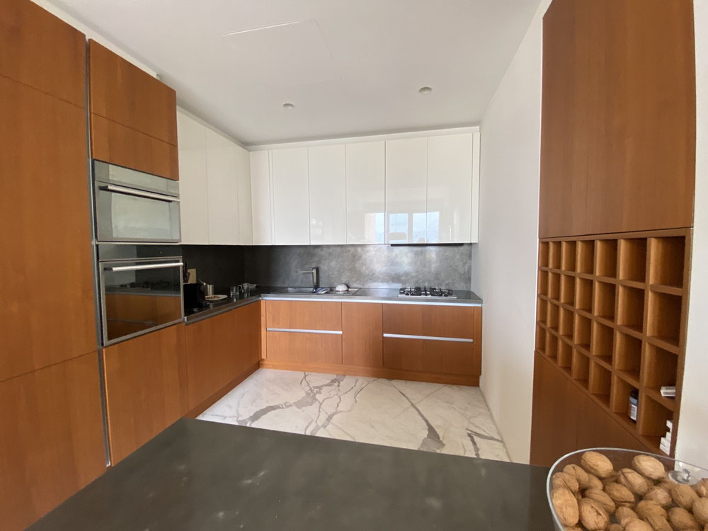 Zum Verkauf steht eine Wohnung in Tiflis — Immobilien-Suchservice von Bauträgern und Eigentümern GEOLN.COM. Foto 1