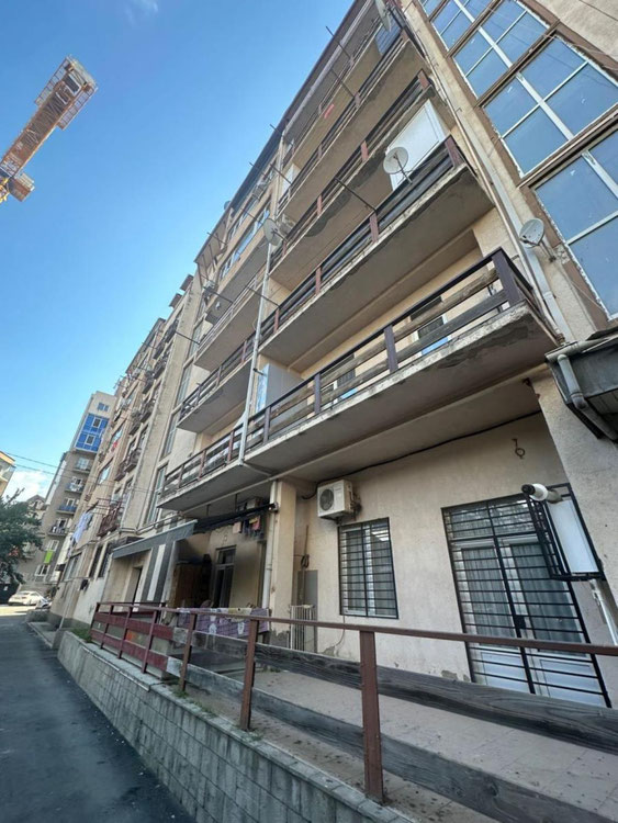 For sale apartment in Saburtalo — Find off-plan property or real estate resale directly from developers and owners GEOLN.COM. Photo 1