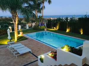 Villa 6 bedrooms 950 m² in Flamingo, Spain — Find off-plan property or real estate resale directly from developers and owners GEOLN.COM. Photo 20