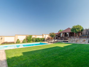 Exklusive Hausgelegenheit zum Verkauf — Immobilien-Suchservice von Bauträgern und Eigentümern GEOLN.COM. Foto 7