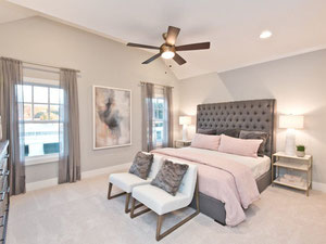 عقار للبيع في West Town — انظر إلى محرك البحث العقاري GEOLN.COM. صورة فوتوغرافية 9