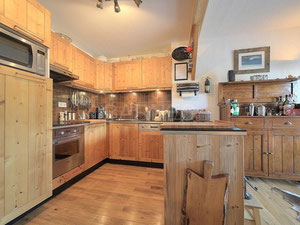 Apartment in France, Saint-Gervais-les-Trois-Clochers — Find off-plan property or real estate resale directly from developers and owners GEOLN.COM. Photo 5