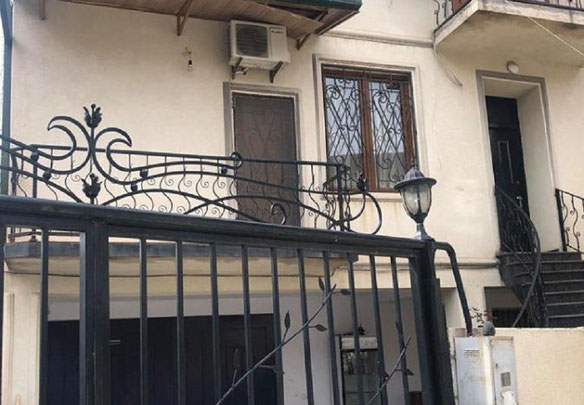 Приватний будинок в Авлабарі. Купити будинок в Тбілісі, Авлабарі