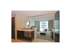 Apartament nad morzem w USA, Floryda, Sunny Isles Beach — Wyszukiwarka nieruchomości od deweloperów i właścicieli GEOLN.COM. Zdjęcie 11