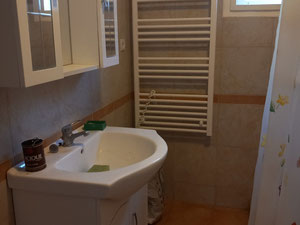 בית למכירה עם כל השירותים. שמך הוא הונגריה. — חיפוש נדל"ן מפרטי ומקבלן GEOLN.COM. תמונה 2