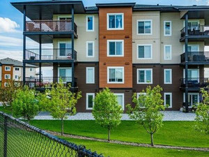 Real estate in Elements at Manning — look at the real estate search engine GEOLN.COM. Photo 6