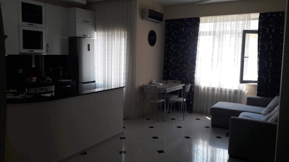 在巴图米出售公寓 — 来自开发商和业主的房地产搜索引擎 GEOLN.COM. 照片 1