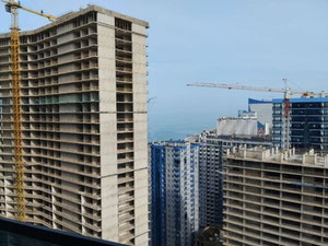 Orbi Beach 白色框架的公寓 — 来自开发商和业主的房地产搜索引擎 GEOLN.COM. 照片 5