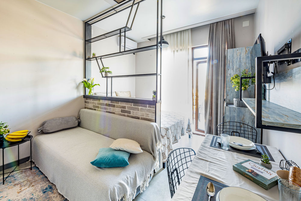 דירת סטודיו משופצת עם נוף לים — חיפוש נדל"ן מפרטי ומקבלן GEOLN.COM. תמונה 1