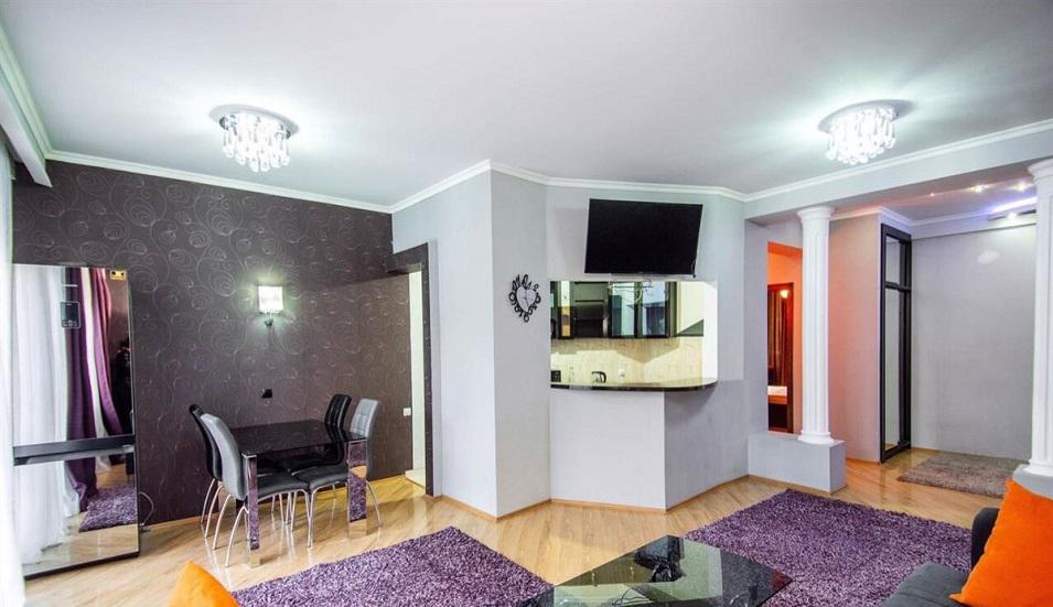 维拉的3间房间的公寓。在维拉第比利斯购买公寓 — 来自开发商和业主的房地产搜索引擎 GEOLN.COM. 照片 1