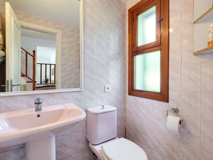 联排别墅 2 卧室 96 平方米，位于西班牙埃斯特波纳 — 来自开发商和业主的房地产搜索引擎 GEOLN.COM. 照片 11