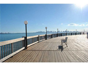 Villa in USA, Florida, North Bay Village — Find off-plan property or real estate resale directly from developers and owners GEOLN.COM. Photo 5