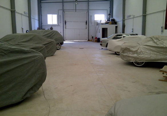 Комерційне приміщення в Естепоні, Іспанія