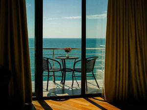 Жемчужина моря Pearl Of Sea 4* — Immobilien-Suchservice von Bauträgern und Eigentümern GEOLN.COM. Foto 7