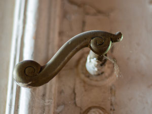 Уникальная вилла с историей - идеальна для коммерческих инвестиций — Поисковик недвижимости от застройщиков и собственников GEOLN.COM. Фото 25