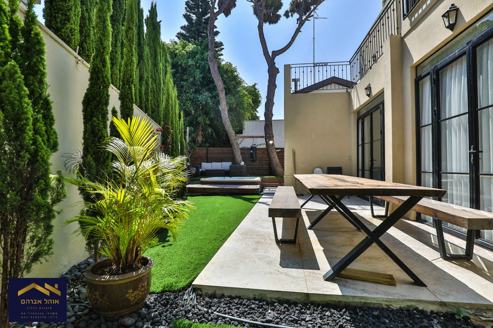 En venta — Encuentre propiedades fuera del plan o reventa de bienes inmuebles directamente de desarrolladores y propietarios GEOLN.COM. Foto 1