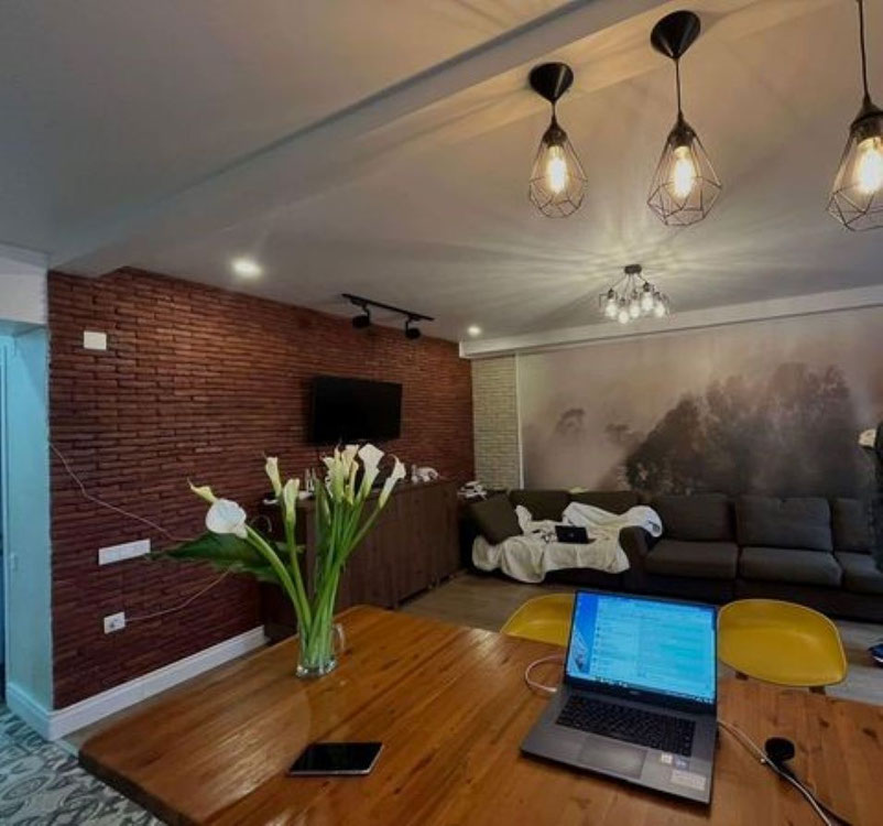 巴统公寓 — 来自开发商和业主的房地产搜索引擎 GEOLN.COM. 照片 1