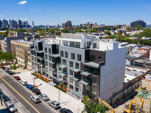 房地产在 Millo Astoria — look at the real estate search engine GEOLN.COM. 照片 3